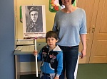 Досуг «Бессмертный полк» прошел 8 мая в группе «Колобок»